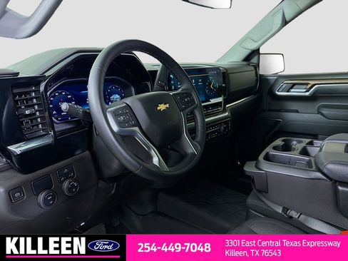 Used 2024 Chevrolet Silverado 1500 LT w/ Convenience Package II image 10