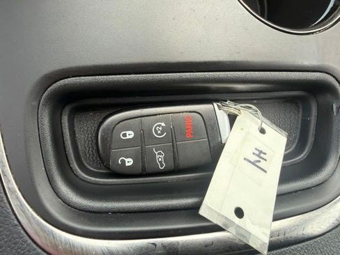 Used 2019 Dodge Durango GT AWD/4WD image 34