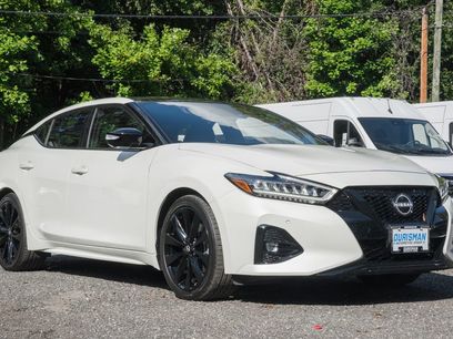 Used 2023 Nissan Maxima SR w/ Sport Mat Group