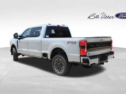 New 2026 Ford F250 Platinum AWD/4WD image 4