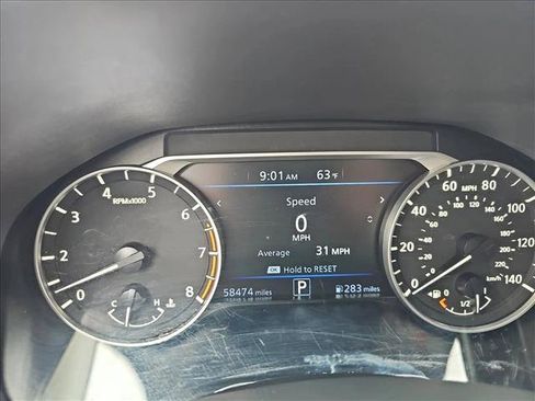 Used 2024 Nissan Altima 2.5 SV FWD image 11