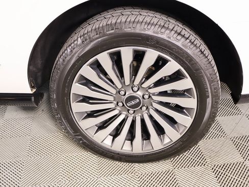 Used 2018 Lincoln Navigator Reserve w/ Technology Package image 19