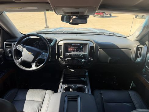 Used 2018 Chevrolet Silverado 1500 LTZ w/ Sport Package AWD/4WD image 16
