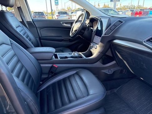 Used 2022 Ford Edge SEL w/ Convenience Package image 10