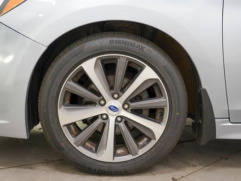 Used 2015 Subaru Legacy 2.5i Limited w/ Popular Package #4 AWD/4WD image 29