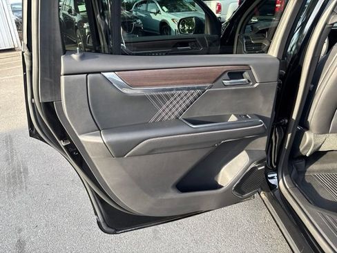 Used 2026 GMC Acadia Denali w/ Super Cruise Package AWD/4WD image 19