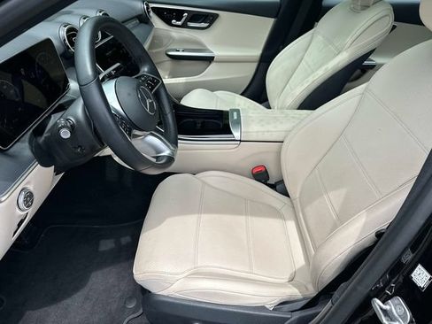 Certified 2025 Mercedes-Benz C 300 4MATIC Sedan image 18