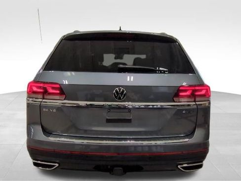 Used 2023 Volkswagen Atlas SE AWD/4WD image 32