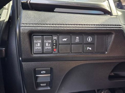 Used 2023 Honda Odyssey Elite image 28