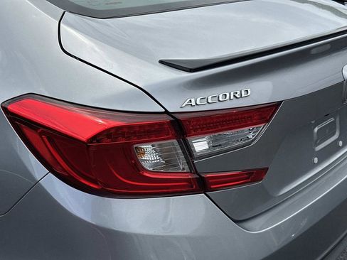 Used 2022 Honda Accord Sport image 9
