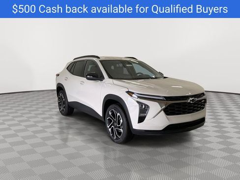 New 2026 Chevrolet Trax RS w/ Driver Confidence Package image 2