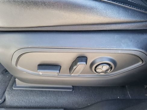 Used 2023 Jeep Grand Cherokee L Altitude image 16