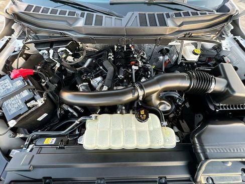 Used 2025 Ford F150 Lariat w/ Equipment Group 502A High image 31