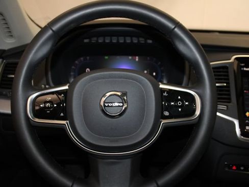 Used 2024 Volvo XC90 B5 Core w/ Climate Package AWD/4WD image 23