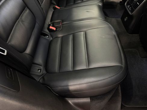 Used 2018 Porsche Macan GTS AWD/4WD image 30