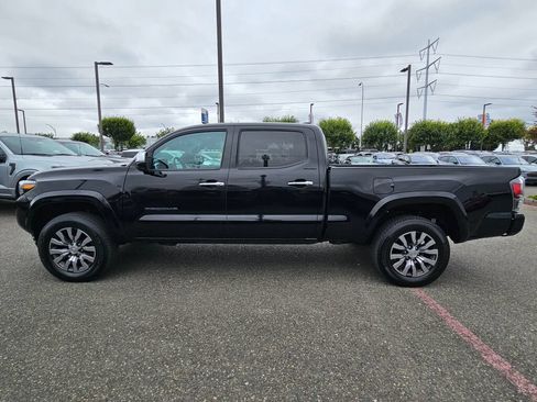 Used 2023 Toyota Tacoma Limited w/ Black Out Package (TMS) AWD/4WD image 2