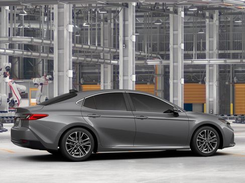 New 2026 Toyota Camry XLE AWD/4WD image 11