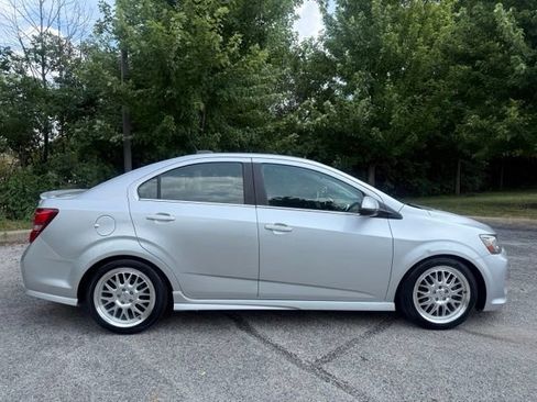 Used 2020 Chevrolet Sonic LT w/ RS Package FWD image 2