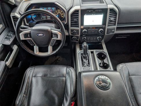 Used 2017 Ford F150 Lariat w/ Equipment Group 502A Luxury image 6