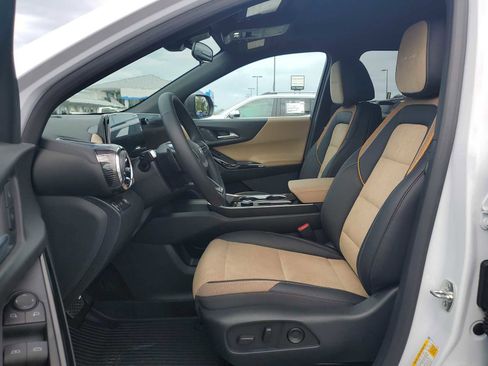 New 2026 Chevrolet Equinox ACTIV FWD image 13