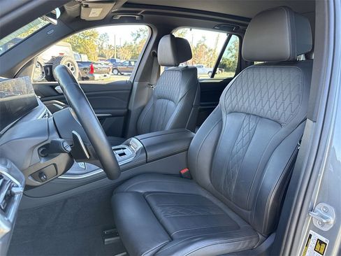 Used 2025 BMW X5 xDrive40i w/ Executive Package image 10