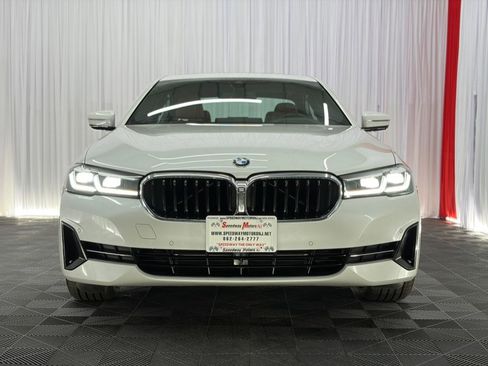 Used 2023 BMW 530i xDrive w/ Premium Package AWD/4WD image 3