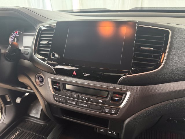 Used 2023 Honda Ridgeline Sport image 16