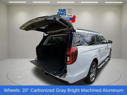 Used 2025 Ford Expedition Max Active AWD/4WD image 26