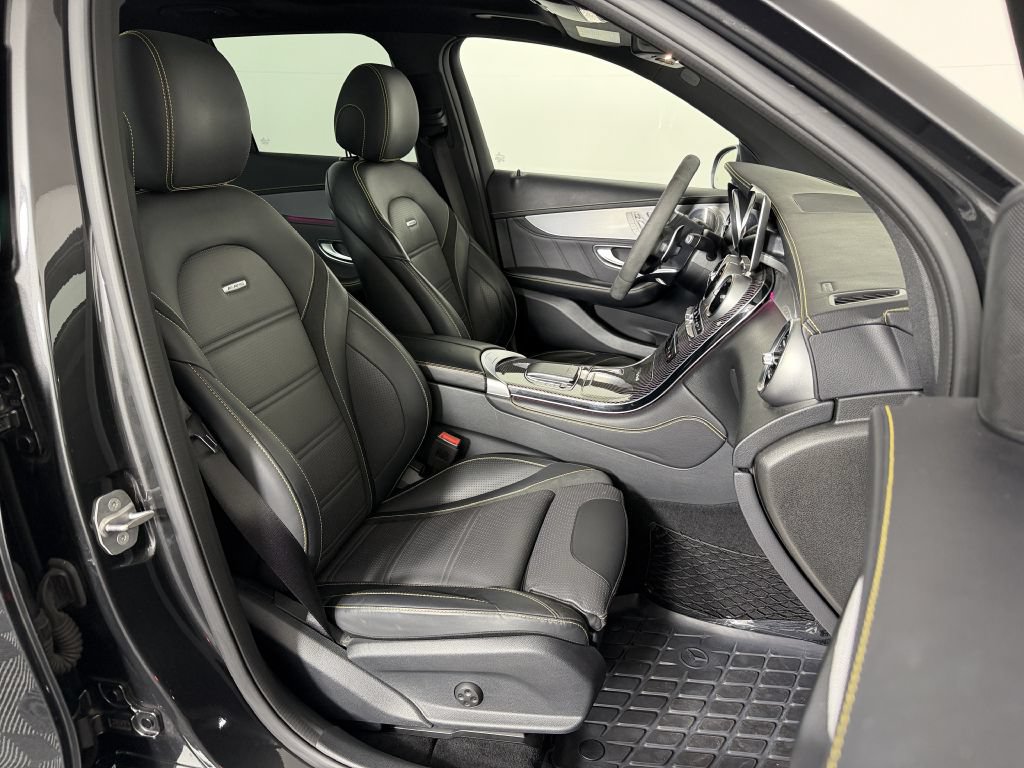 Used 2020 Mercedes-Benz GLC 63 AMG 4MATIC w/ Driver Assistance Package image 29