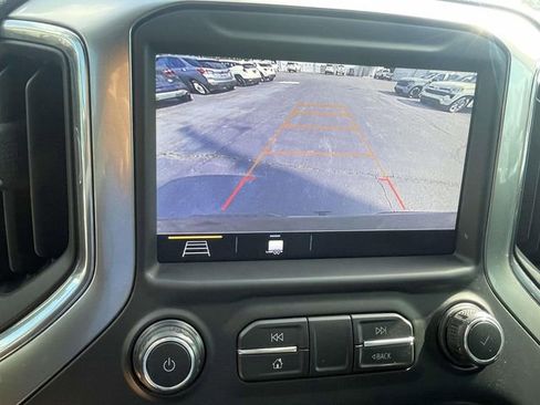 Certified 2019 Chevrolet Silverado 1500 LT AWD/4WD image 19