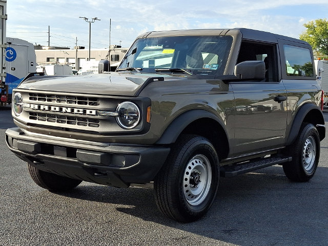 Used 2025 Ford Bronco 2-Door AWD/4WD image 6