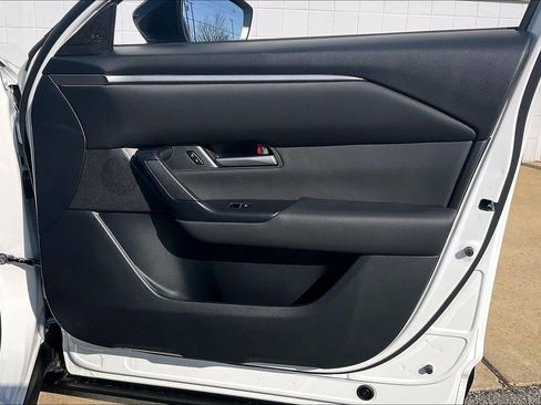 Used 2025 MAZDA CX-50 AWD 2.5 S w/ Weather Package image 28