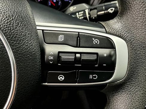 Used 2023 Kia K5 LXS image 24