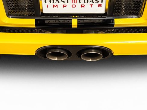 Used 2005 Ford GT image 29