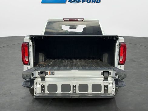 Used 2022 GMC Sierra 1500 SLT w/ SLT Convenience Package image 13