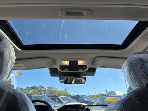 New 2025 Subaru Crosstrek 2.0i Premium image 5