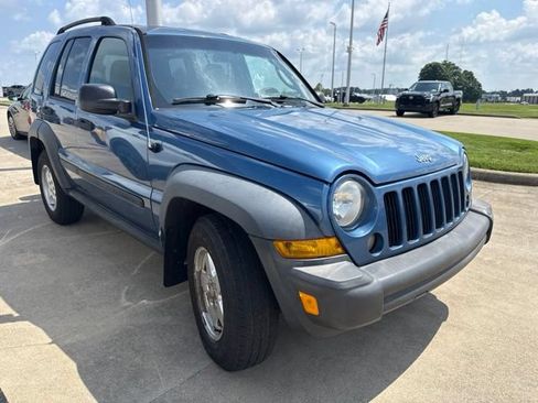 Used 2006 Jeep Liberty Sport AWD/4WD image 10