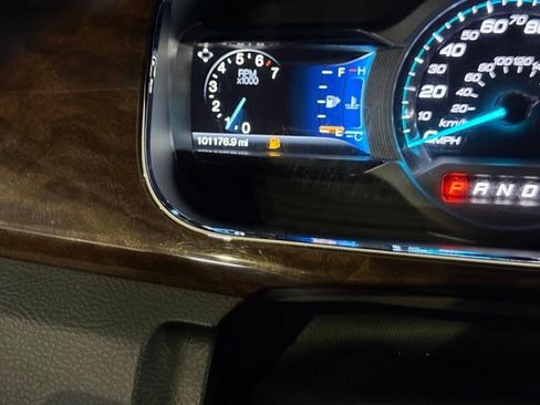 Used 2017 Ford Taurus Limited FWD image 20
