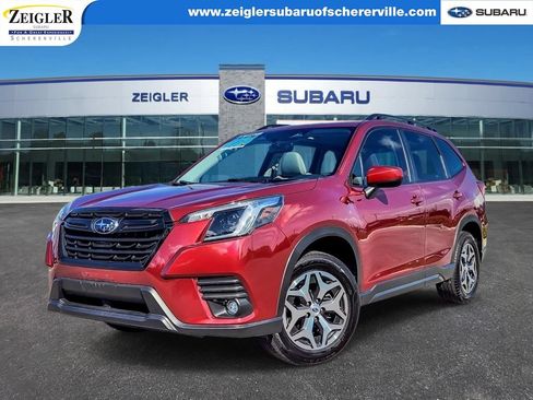 Used 2024 Subaru Forester Premium AWD/4WD image 1
