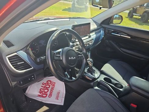 Used 2022 Kia Seltos S image 20
