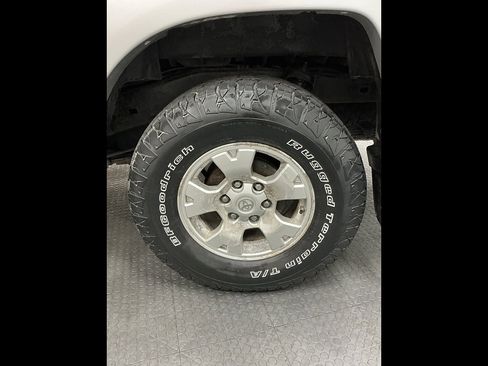 Used 2009 Toyota Tacoma 4x4 Access Cab V6 image 38