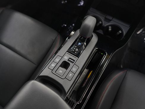 Used 2026 Toyota Prius Plug-In Hybrid image 17