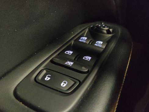 Used 2020 Jeep Compass Sport AWD/4WD image 27