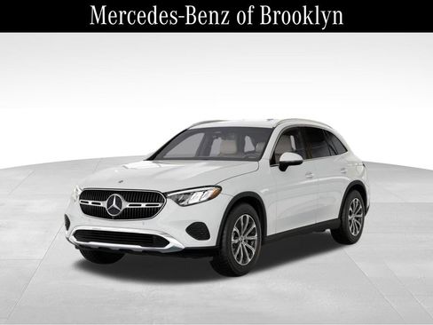 Used 2025 Mercedes-Benz GLC 300 4MATIC image 40