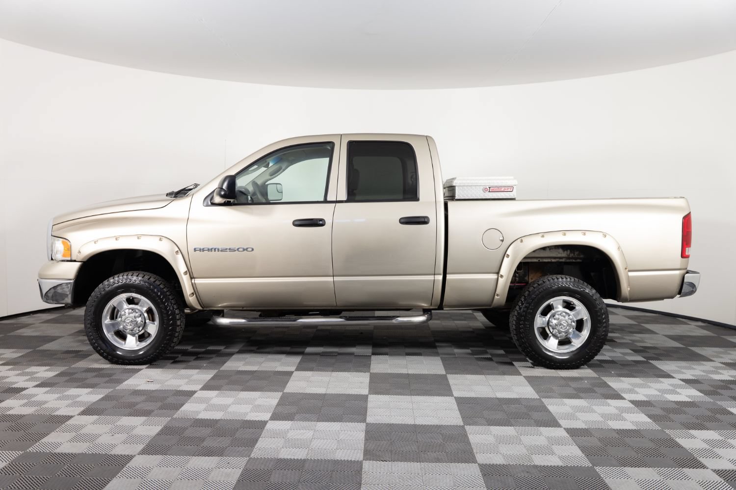 Used 2004 Dodge Ram 2500 Truck SLT w/ Trailer Tow Group AWD/4WD image 3