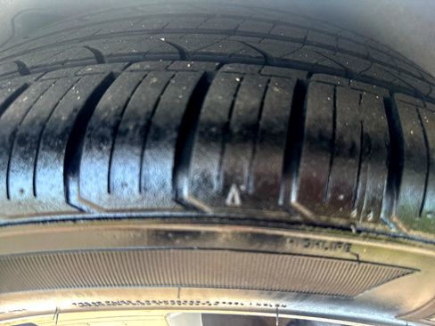 Used 2006 Pontiac G6 GTP w/ Premium Value Package 2 image 9