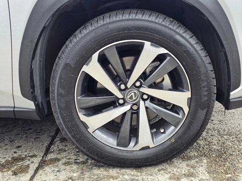 Used 2018 Lexus NX 300h AWD w/ Premium Package image 9