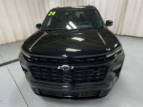 Used 2024 Chevrolet Traverse RS w/ LPO, Floor Liner Package image 3