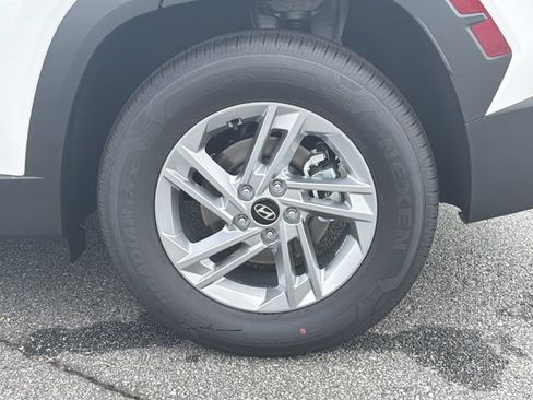 New 2026 Hyundai Tucson SE w/ Tow & Go Package FWD image 21