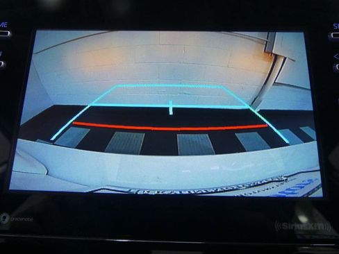 Used 2022 Toyota Prius AWD image 13